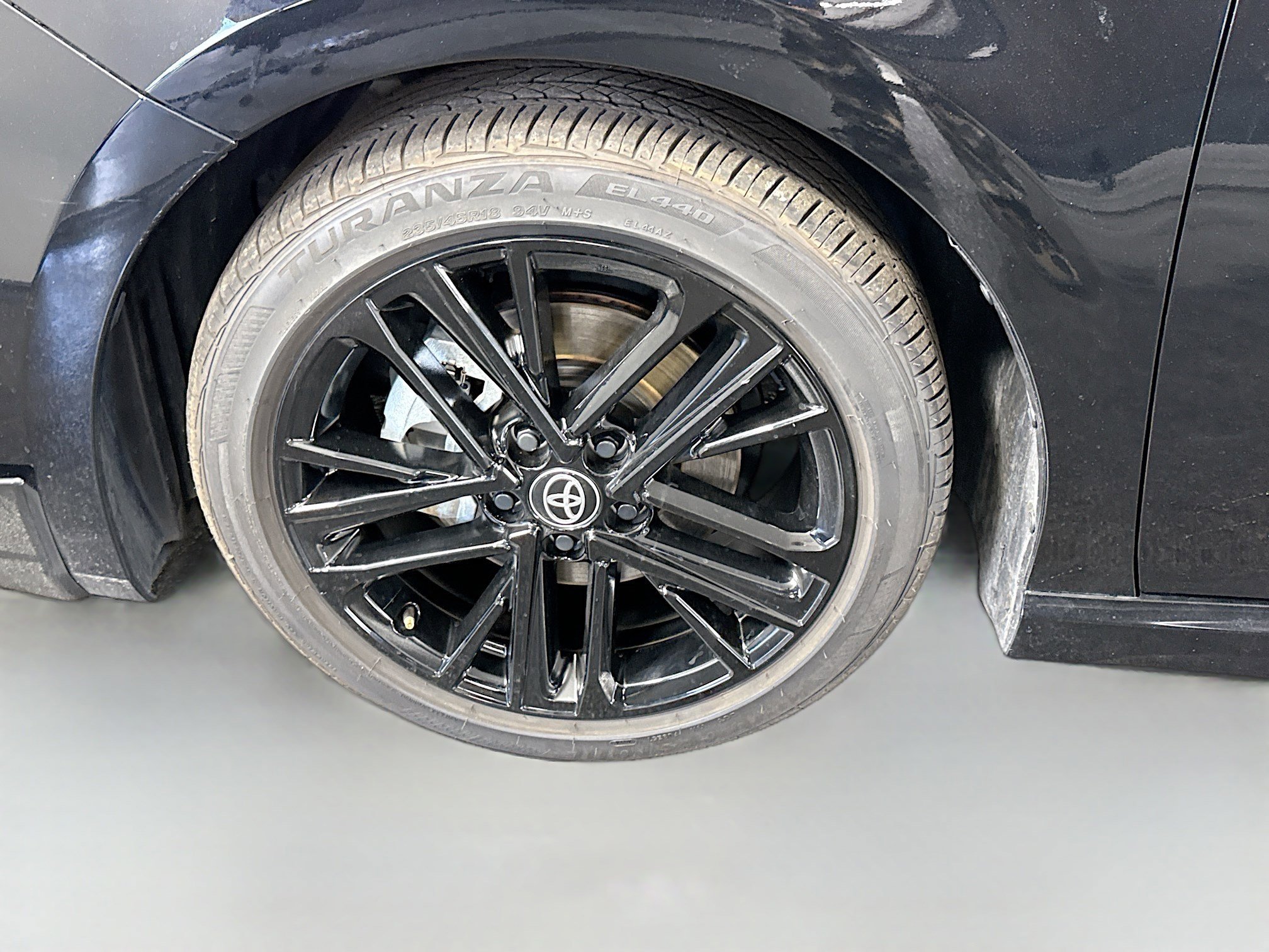 Used 2025 Toyota Camry SE w/ Convenience Package image 38