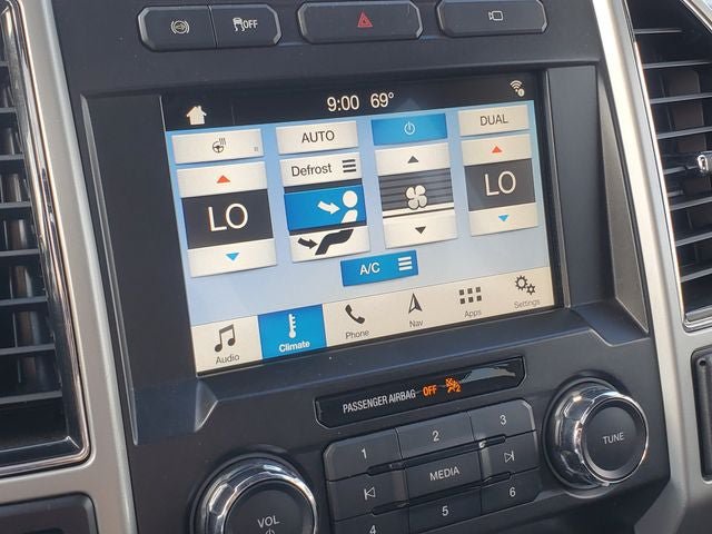Used 2019 Ford F250 Lariat w/ Lariat Ultimate Package AWD/4WD image 14