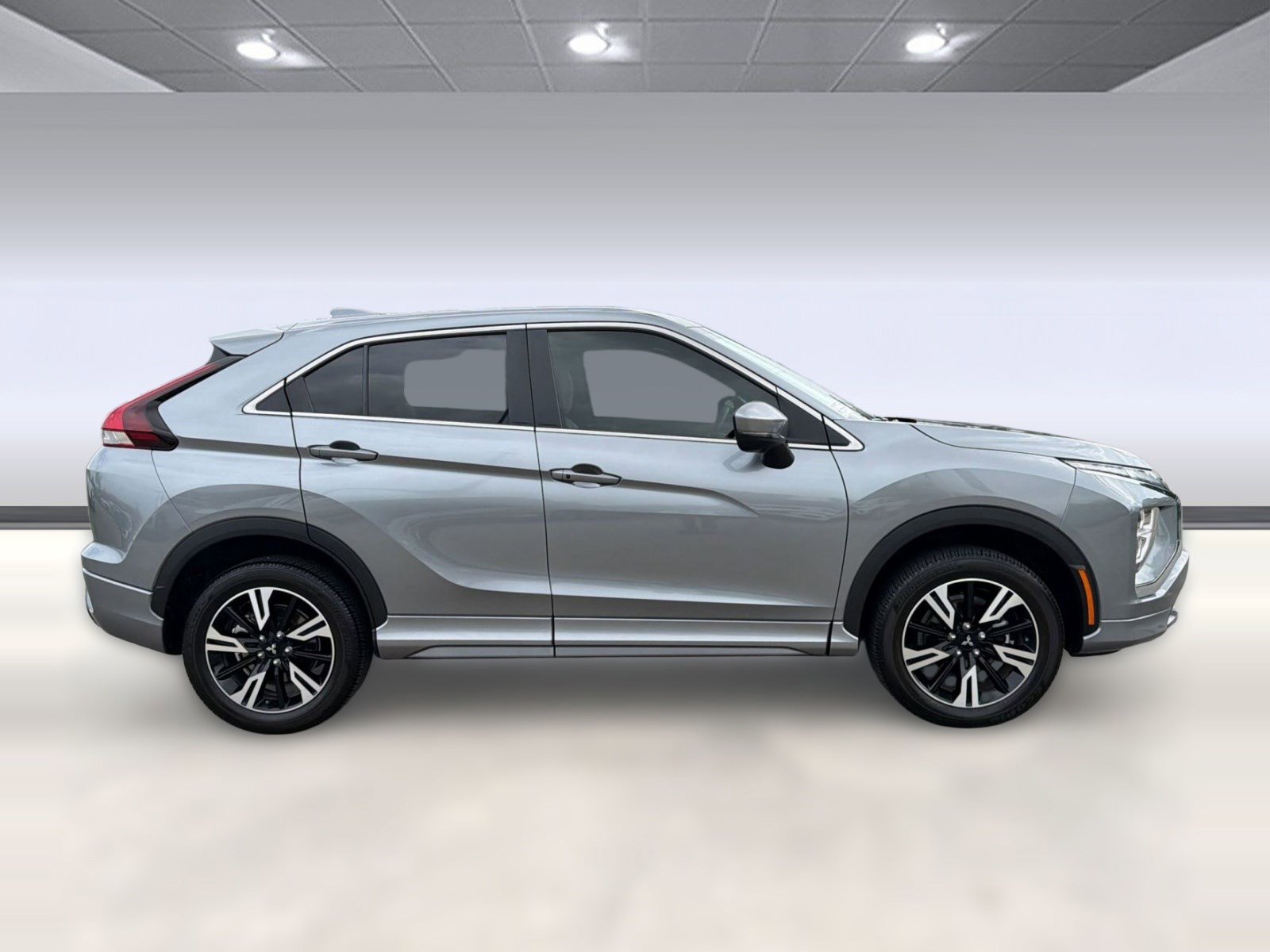 Used 2025 Mitsubishi Eclipse Cross Black Edition image 8