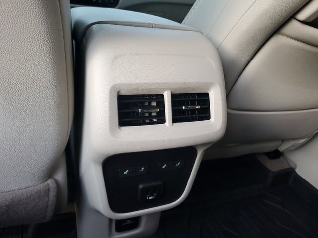 Used 2024 GMC Terrain Denali w/ Denali Premium Package image 16