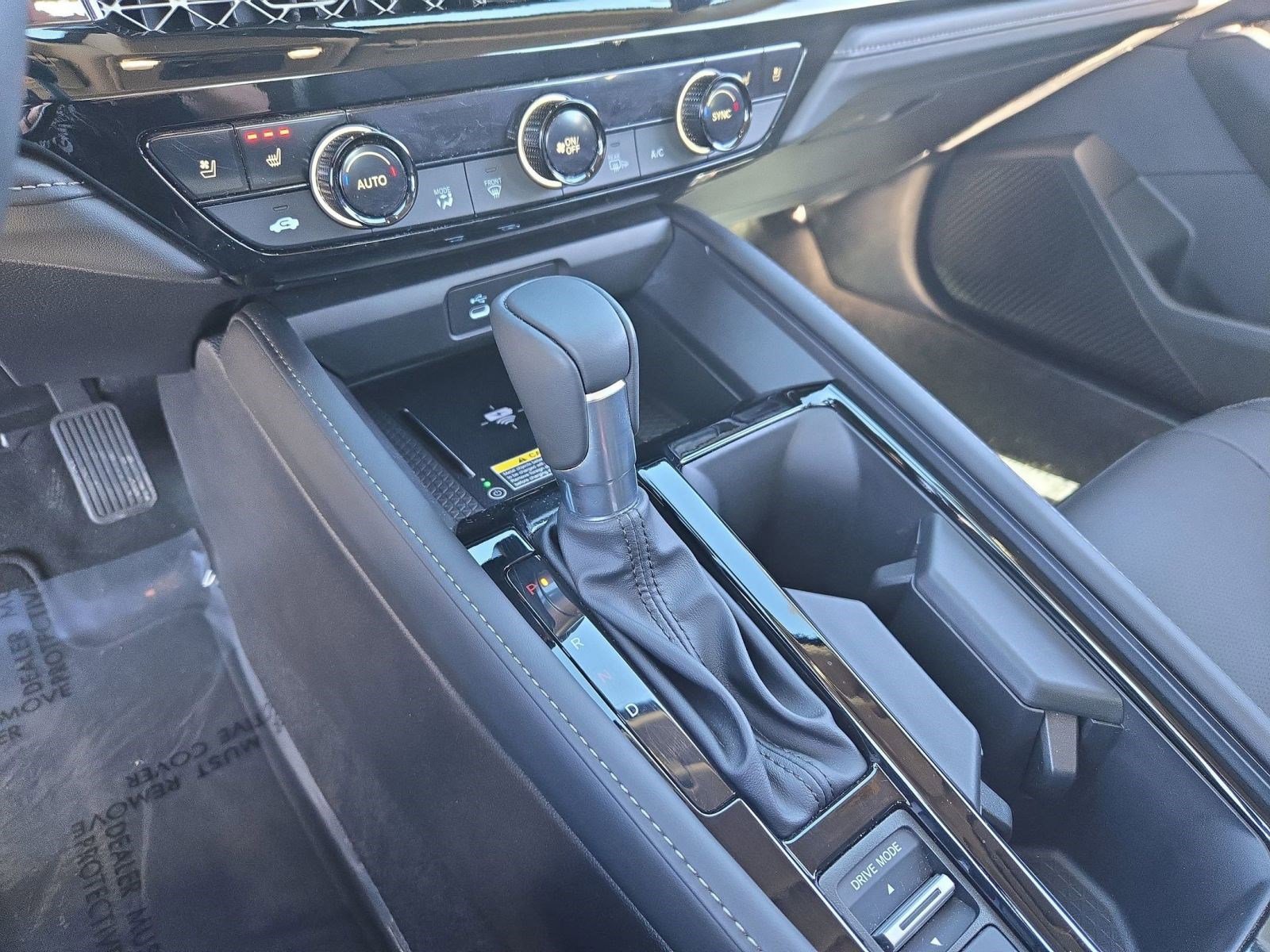 Used 2025 Honda Accord Touring image 18