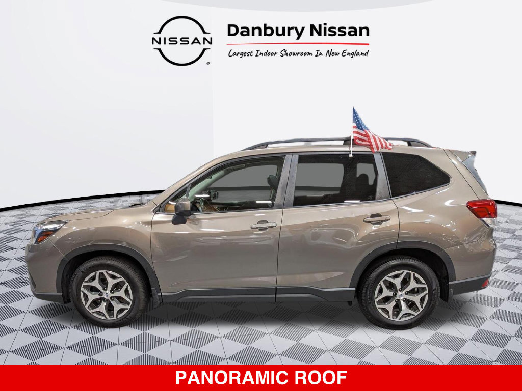 Used 2019 Subaru Forester Premium w/ All-Weather Package AWD/4WD image 6