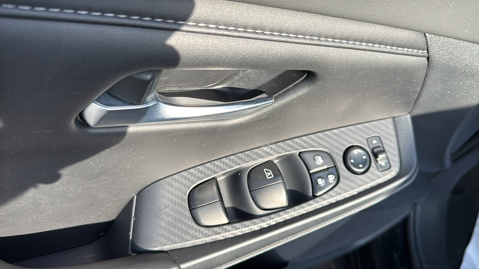 Certified 2022 Nissan Sentra SV w/ All-Weather Package FWD image 7