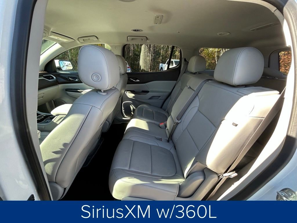 Used 2023 GMC Acadia SLT image 17