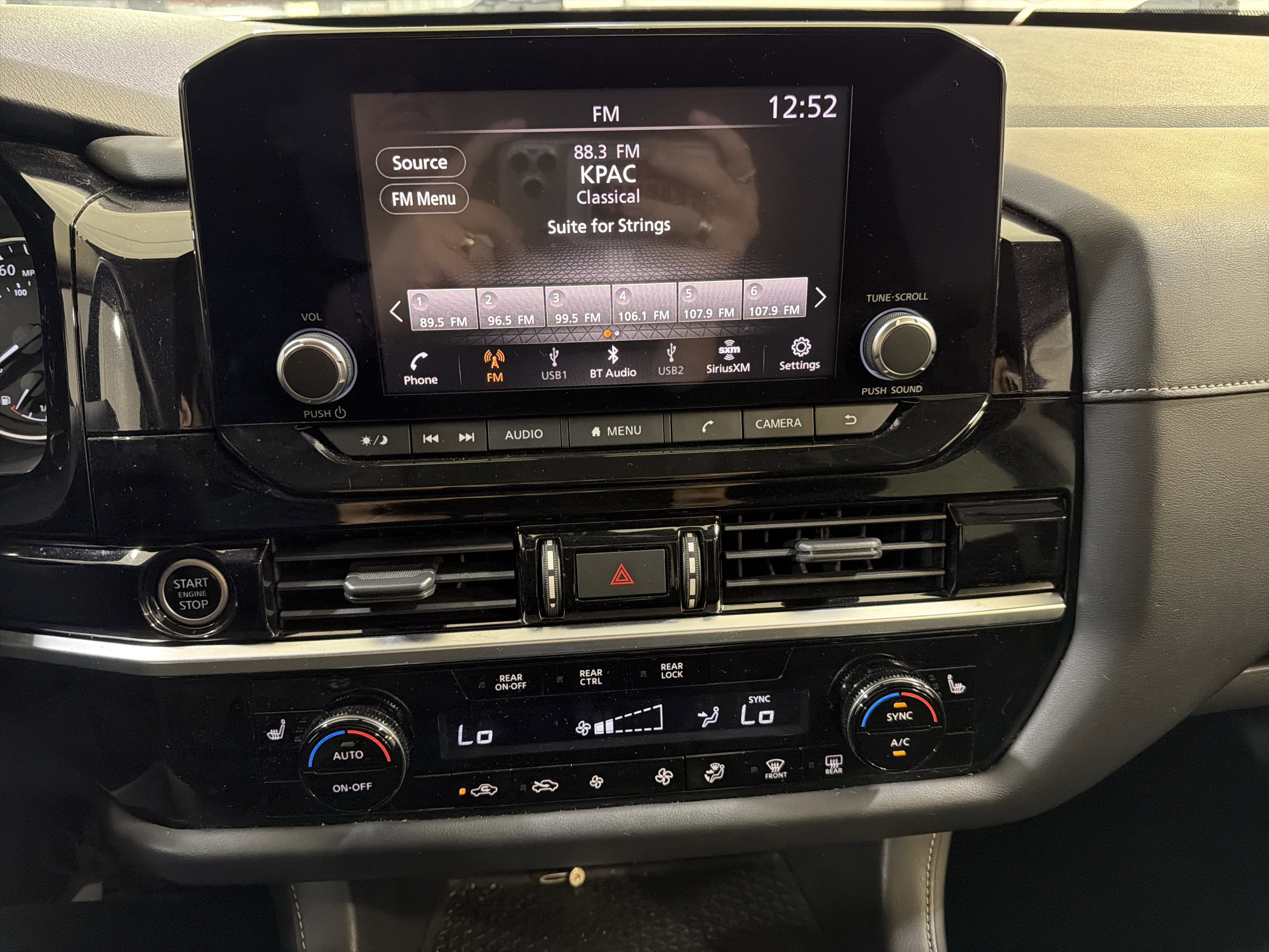Used 2022 Nissan Pathfinder SV image 20