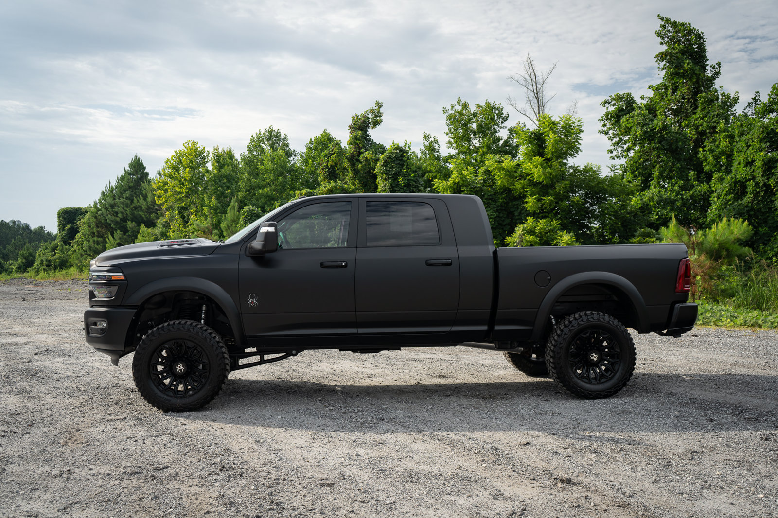 New 2026 RAM 2500 Laramie w/ Night Edition AWD/4WD image 13