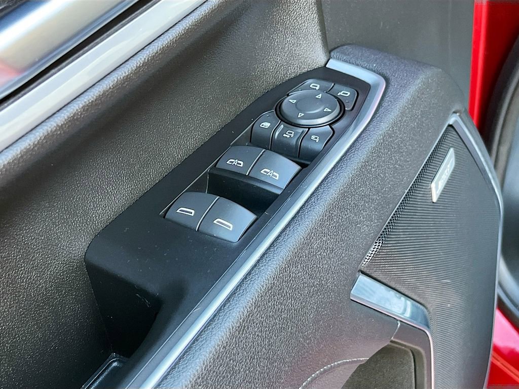 Used 2025 GMC Sierra 2500 SLT w/ SLT Premium Package image 18