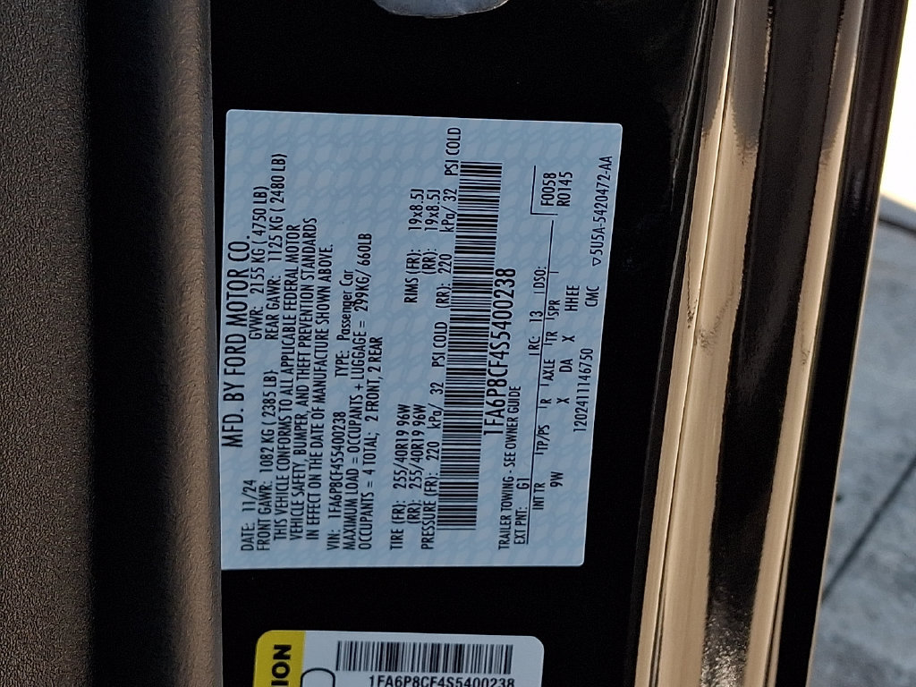 Used 2025 Ford Mustang GT Premium RWD image 28
