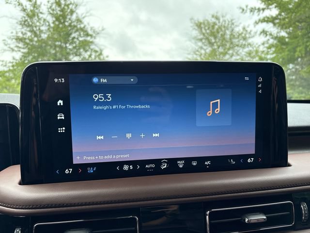 Used 2025 Lincoln Aviator Reserve w/ Luxury Package AWD/4WD image 16