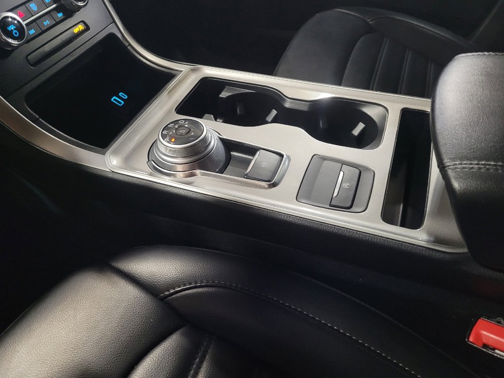 Used 2024 Ford Edge SEL image 26