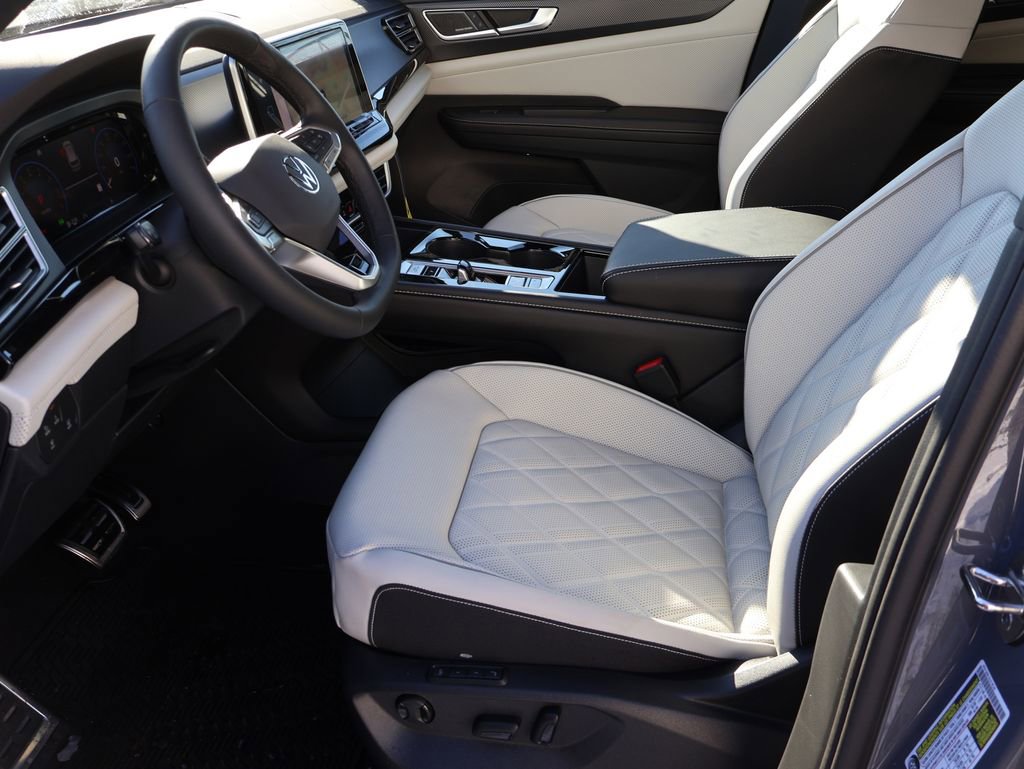 New 2026 Volkswagen Atlas Cross Sport SEL Premium R-Line image 43