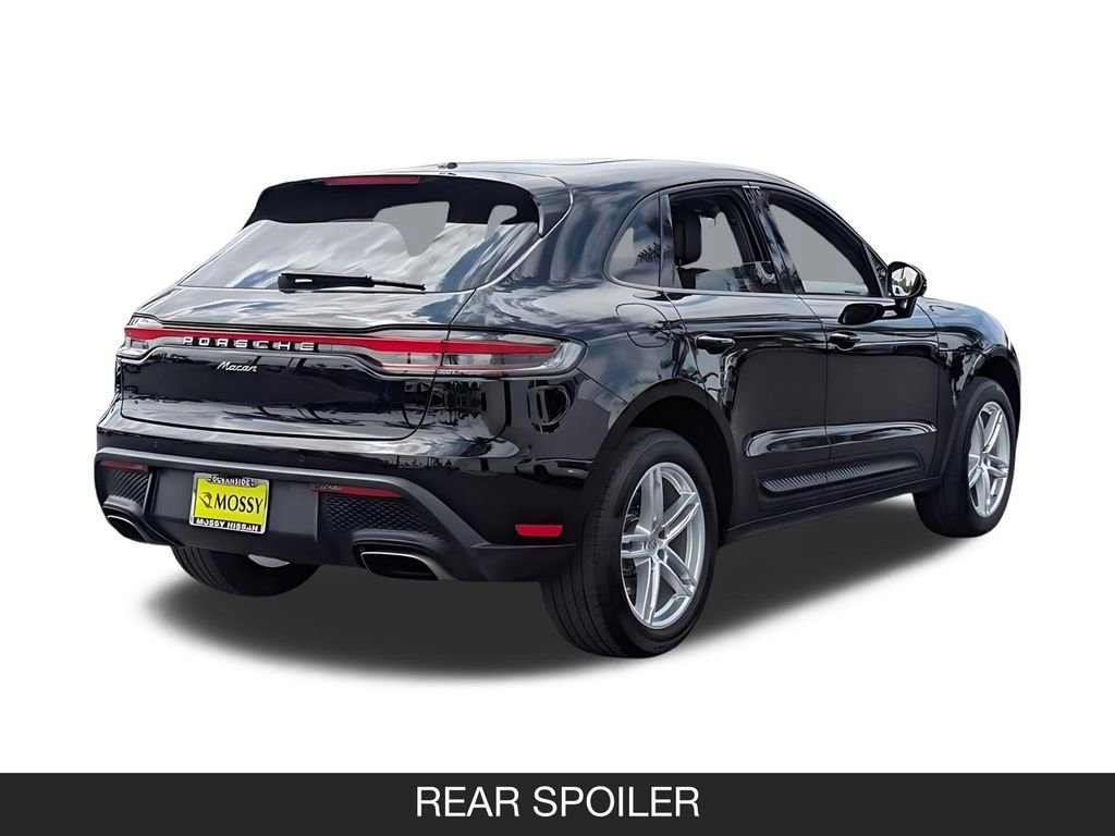Used 2024 Porsche Macan AWD/4WD image 10