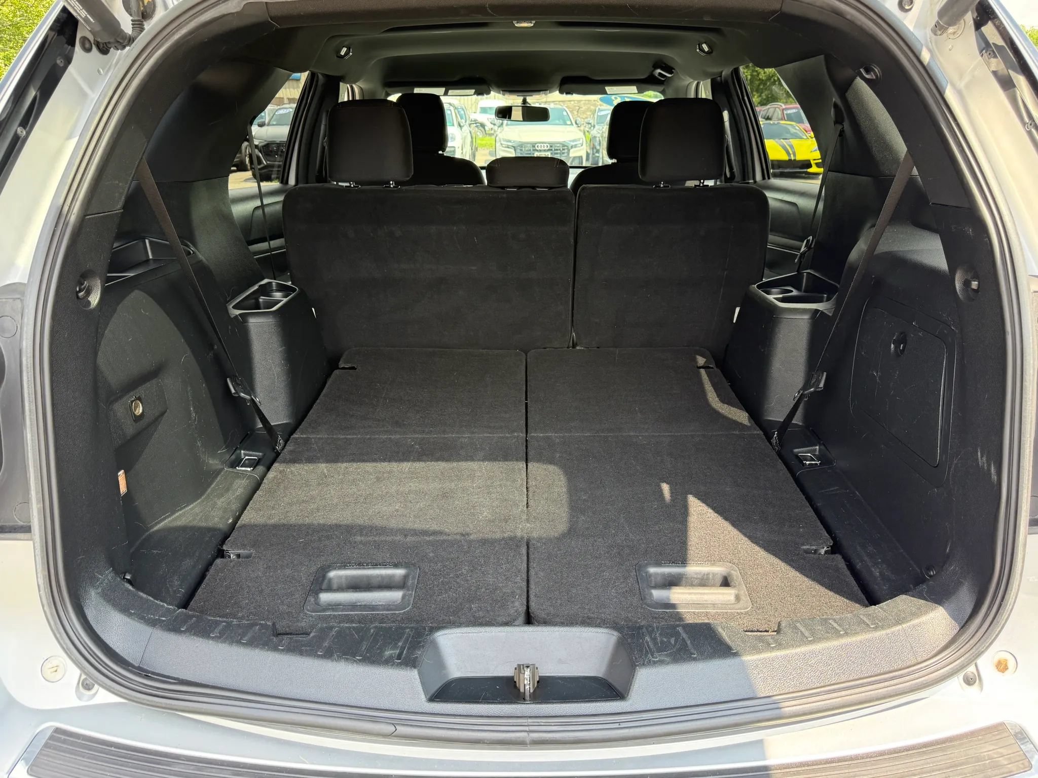 Used 2018 Ford Explorer XLT w/ Equipment Group 201A AWD/4WD image 8