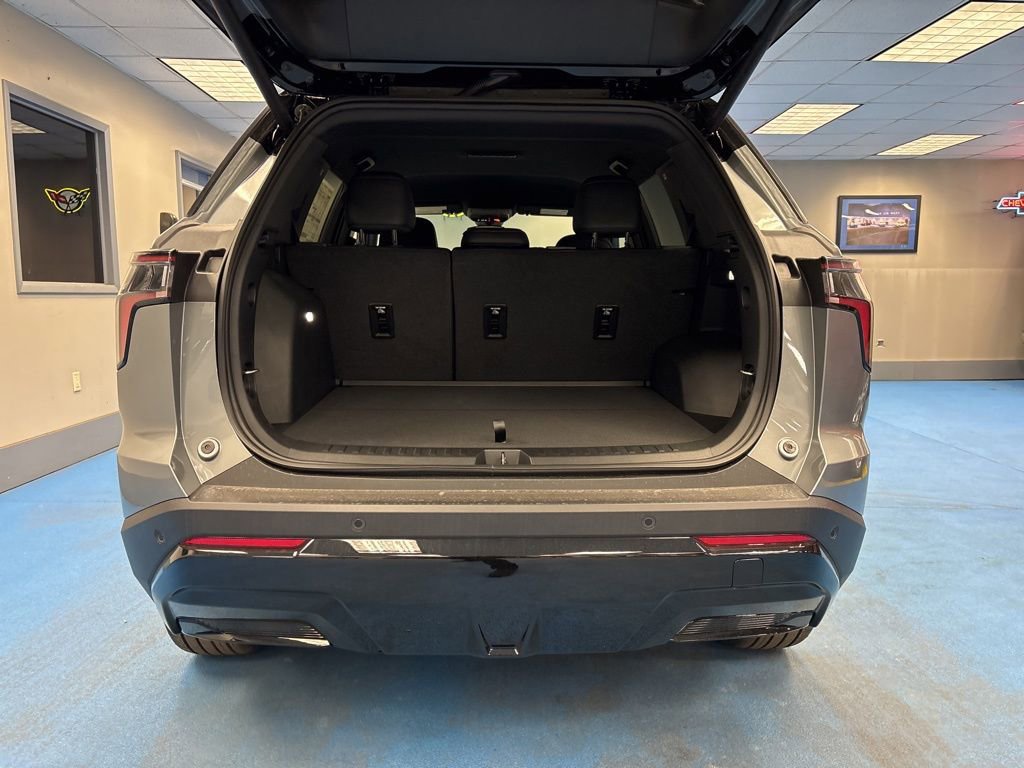 New 2026 Chevrolet Equinox RS w/ Convenience Package III image 8