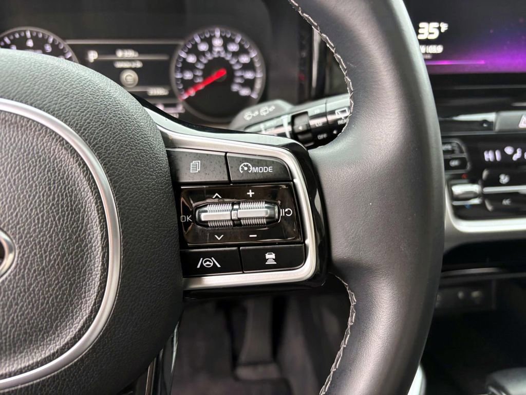 Used 2021 Kia Sorento EX w/ EX AWD X-Line Package image 18