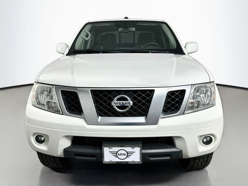 Used 2019 Nissan Frontier PRO-4X AWD/4WD image 2