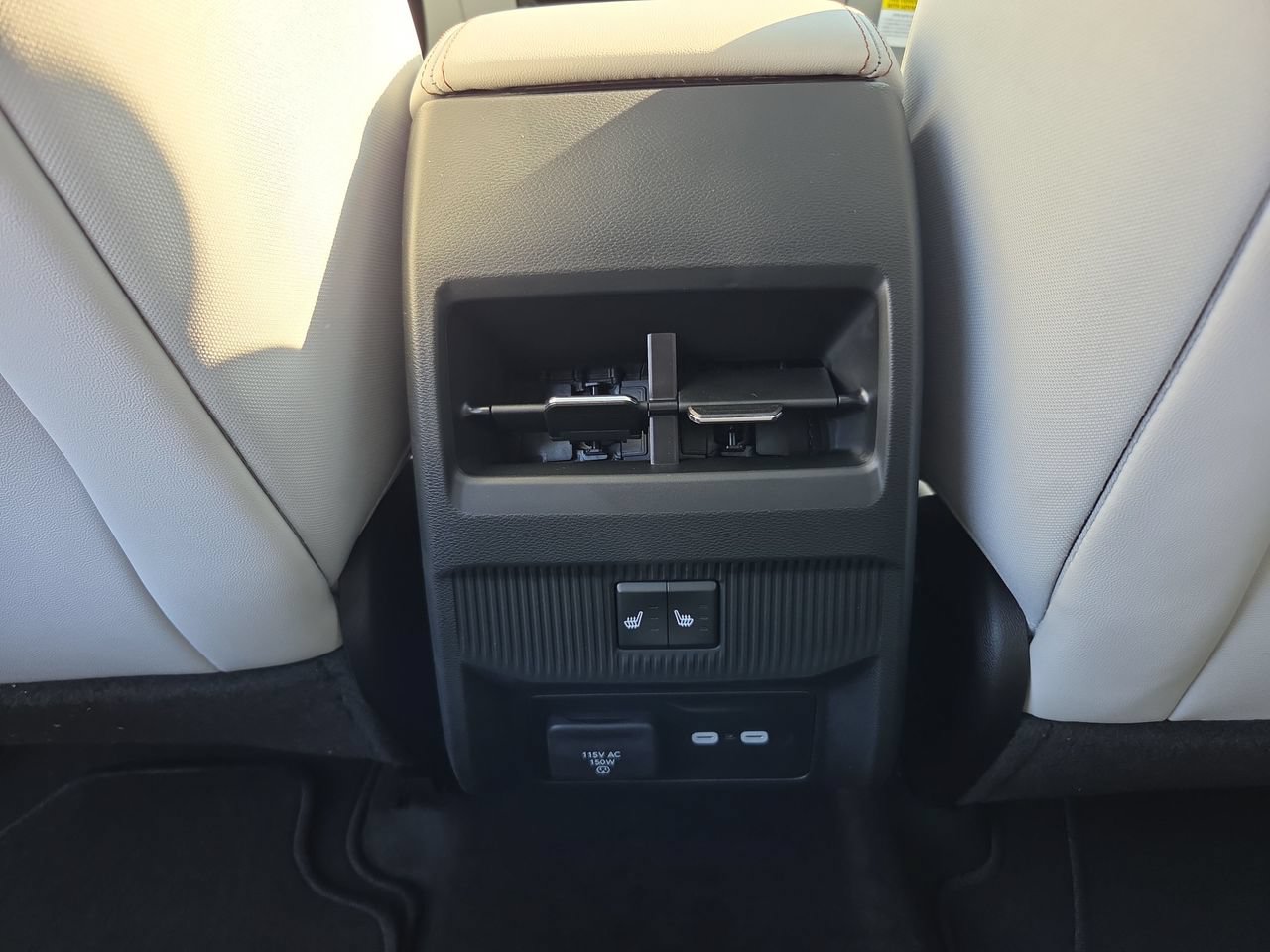 New 2026 Jeep Cherokee Overland w/ Advanced Pro Tech Group AWD/4WD image 20