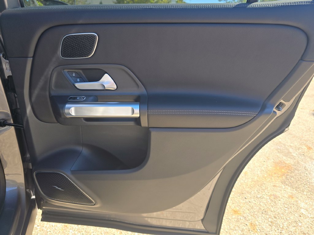New 2026 Mercedes-Benz GLB 250 4MATIC image 23