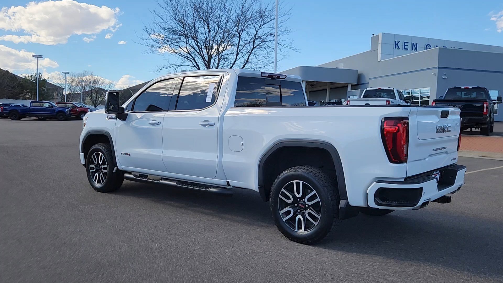 Used 2020 GMC Sierra 1500 AT4 w/ AT4 Premium Package image 21