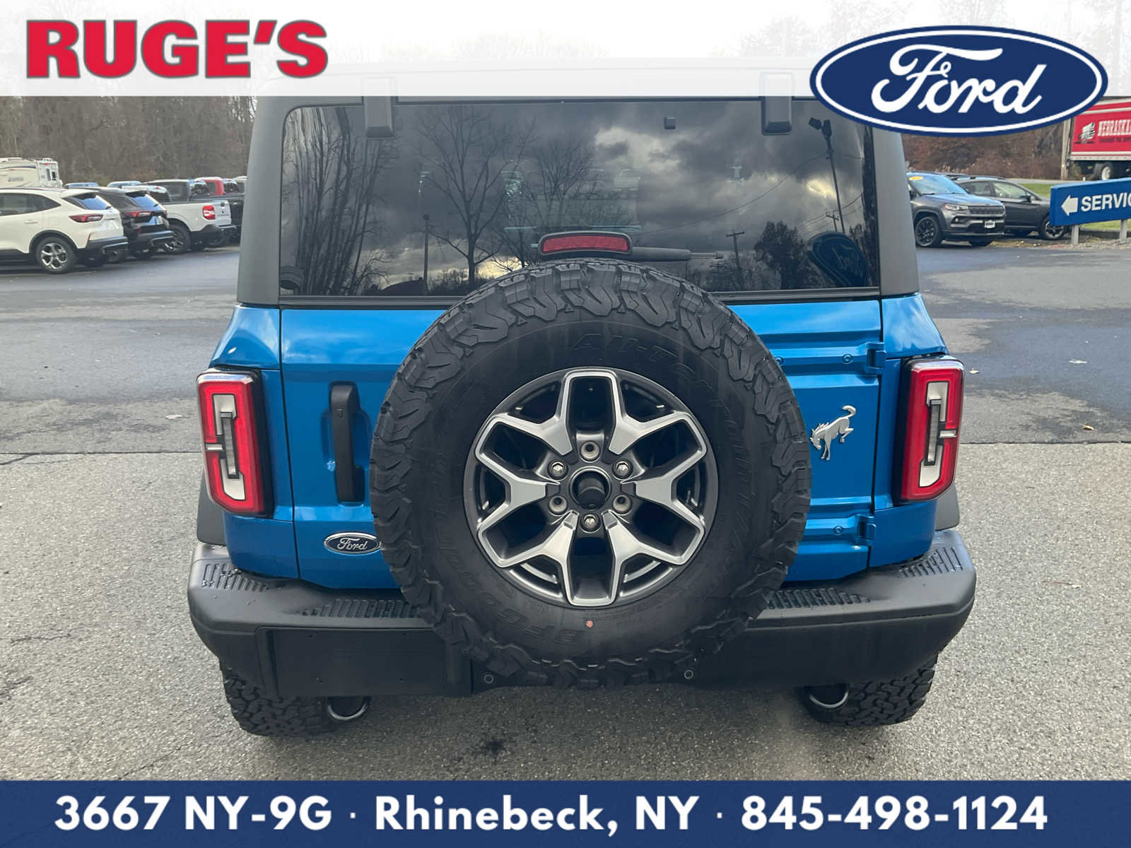 Certified 2023 Ford Bronco Badlands image 4