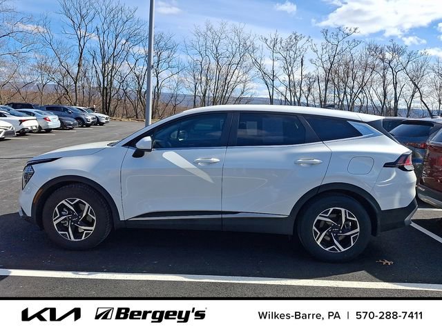 Certified 2024 Kia Sportage LX image 9