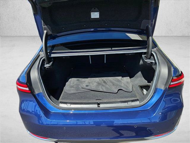 Used 2024 BMW 530i w/ Convenience Package RWD image 6