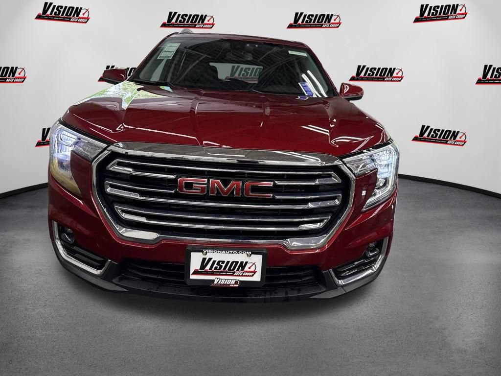 Used 2023 GMC Terrain SLT AWD/4WD image 2