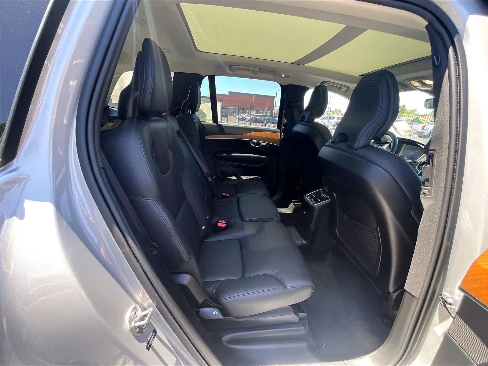 Used 2024 Volvo XC90 T8 Plus w/ Protection Package Premier AWD/4WD image 30