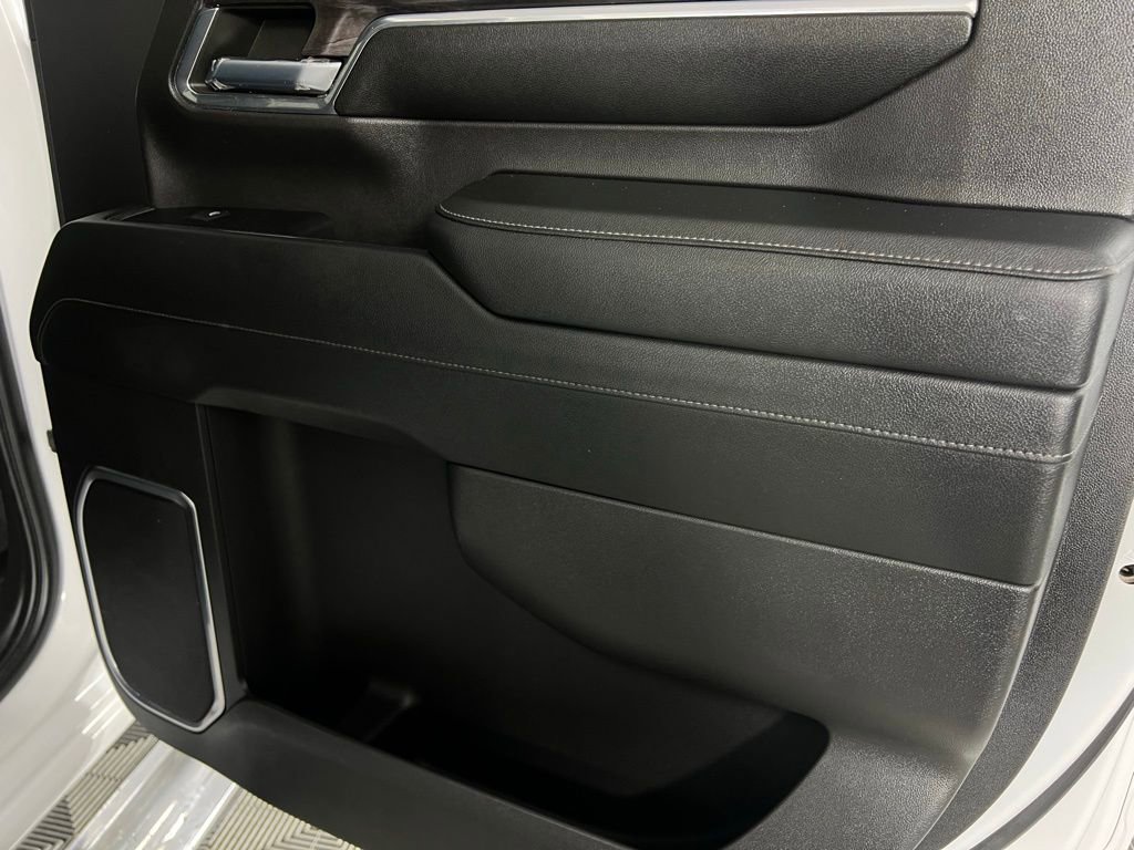 Used 2024 Chevrolet Silverado 2500 LTZ image 29