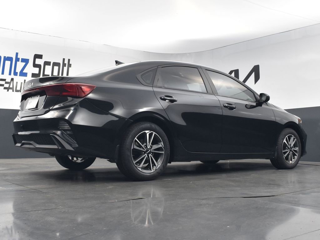 Certified 2022 Kia Forte LXS image 21