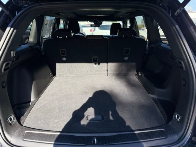 Certified 2022 Jeep Grand Cherokee L Laredo image 10