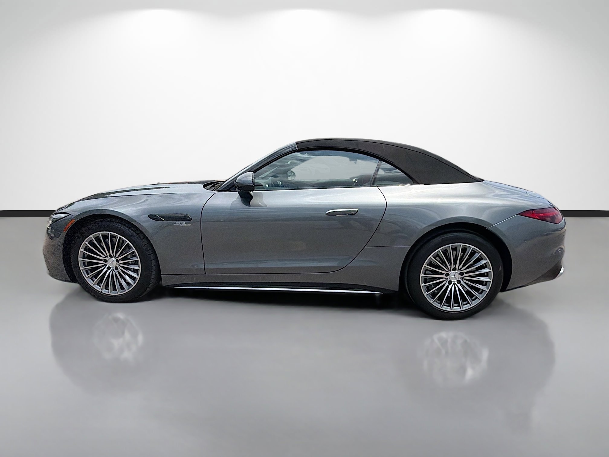 Used 2023 Mercedes-Benz SL 43 AMG image 6