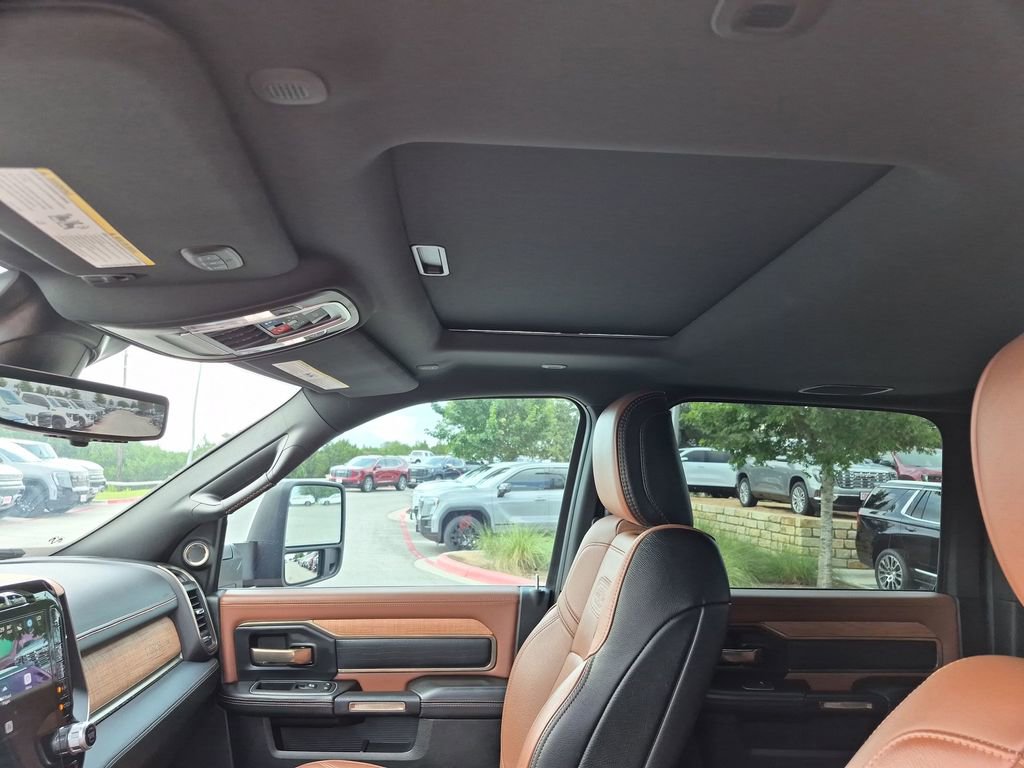 Used 2023 RAM 3500 Limited AWD/4WD image 32