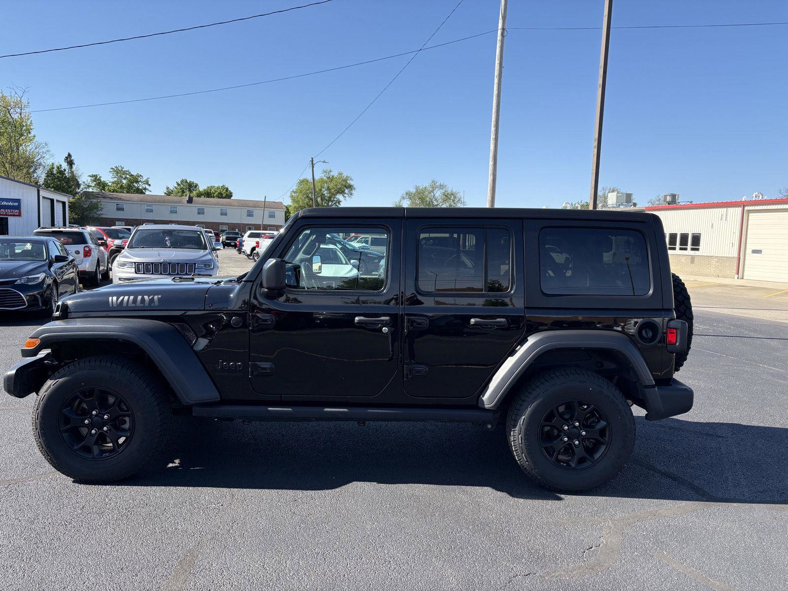 Used 2022 Jeep Wrangler Unlimited Sport AWD/4WD image 21