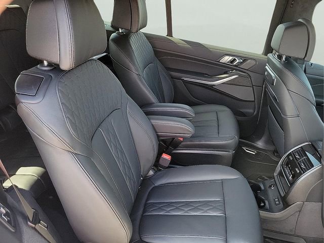 New 2026 BMW X7 M60i AWD/4WD image 17