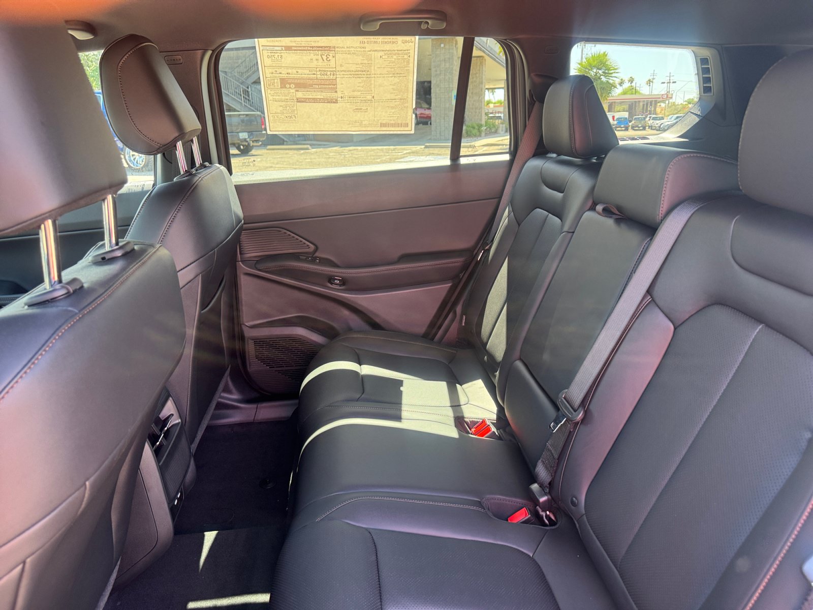 New 2026 Jeep Cherokee Limited AWD/4WD image 17