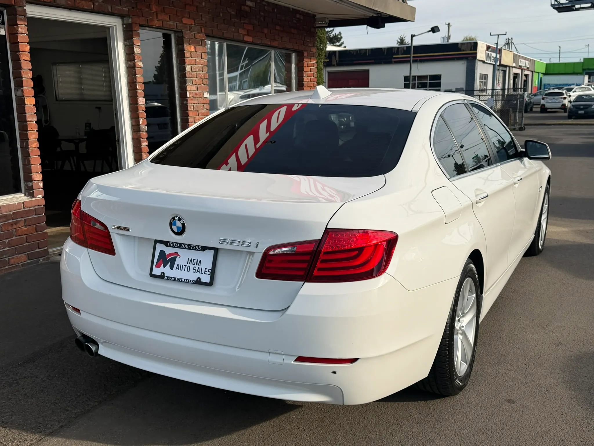 Used 2013 BMW 528i xDrive Sedan AWD/4WD image 3