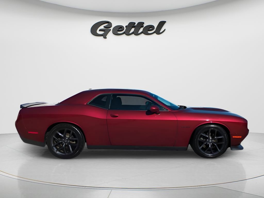 Used 2020 Dodge Challenger R/T w/ Blacktop Package image 4
