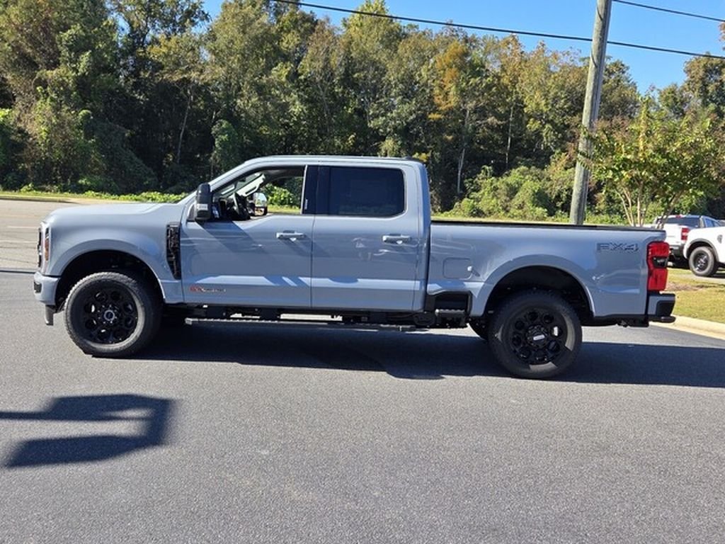 New 2027 Ford F350 Lariat w/ Black Appearance Package AWD/4WD image 5