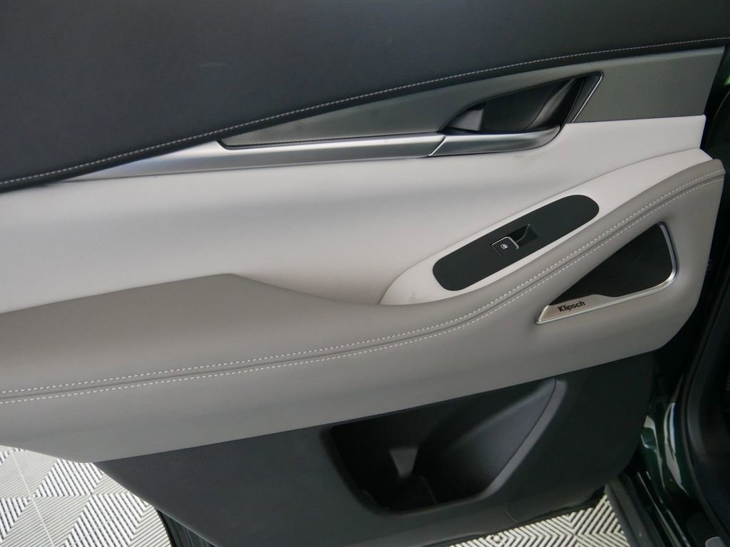 New 2026 INFINITI QX60 Luxe w/ Cargo Package image 15