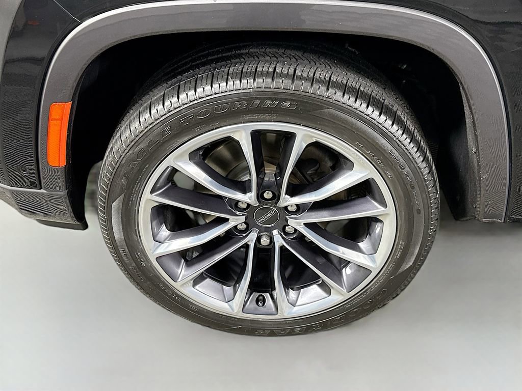 Used 2022 Jeep Wagoneer Series III w/ Premium Group I image 40