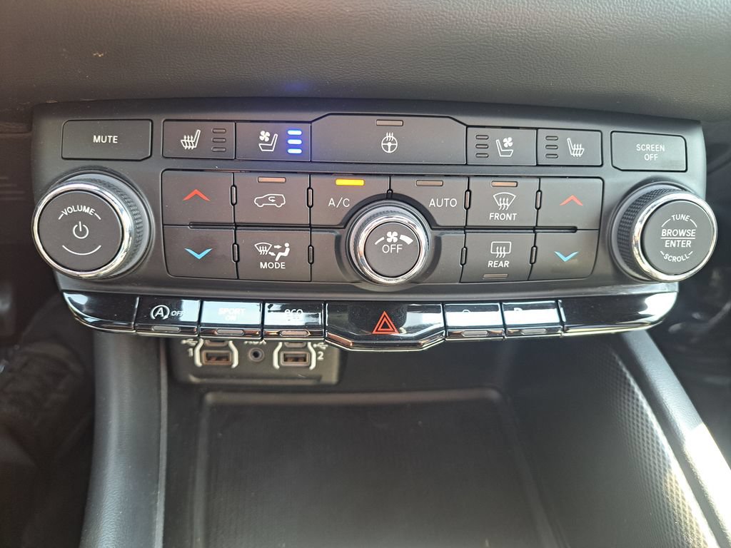 Used 2024 Dodge Durango GT AWD/4WD image 17