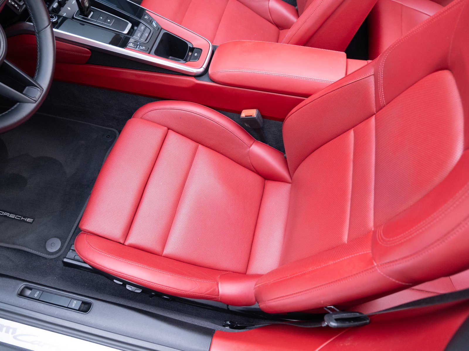 Certified 2021 Porsche 911 Carrera image 16