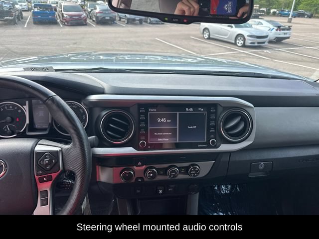 Used 2020 Toyota Tacoma SR5 AWD/4WD image 10