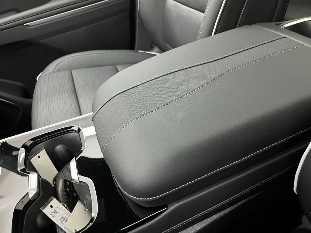 New 2026 Buick Enclave Sport Touring w/ Power Package image 28