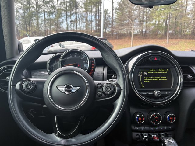 Used 2016 MINI Cooper 4-Door Hardtop image 15