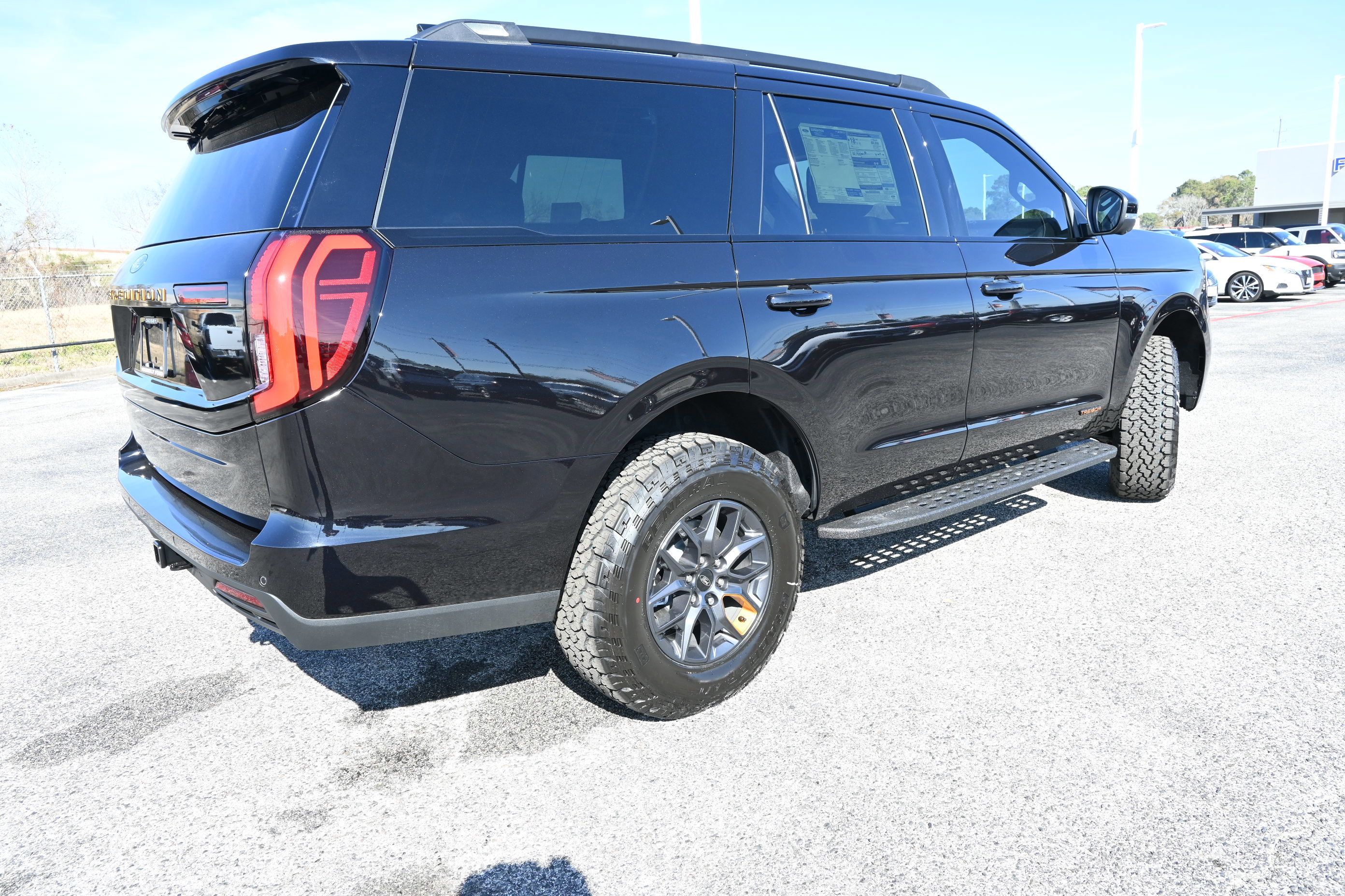 New 2026 Ford Expedition Tremor image 2