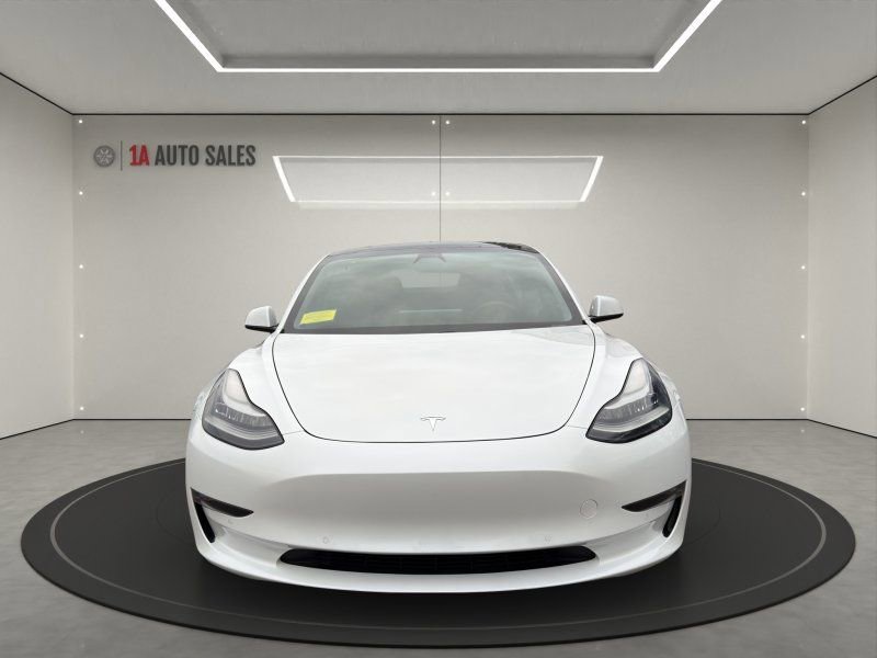 Used 2021 Tesla Model 3 Performance image 8