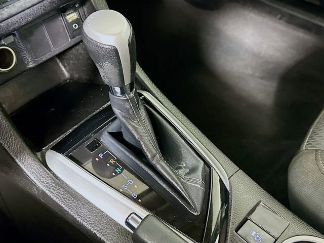 Used 2019 Toyota Corolla LE image 18