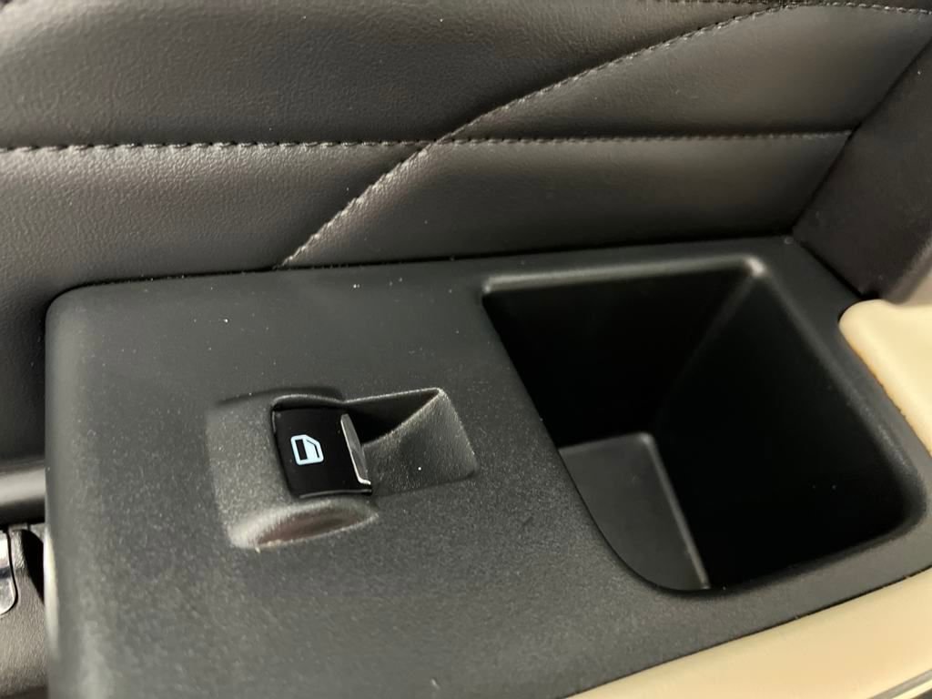 Used 2023 Ford Expedition Max Platinum image 17